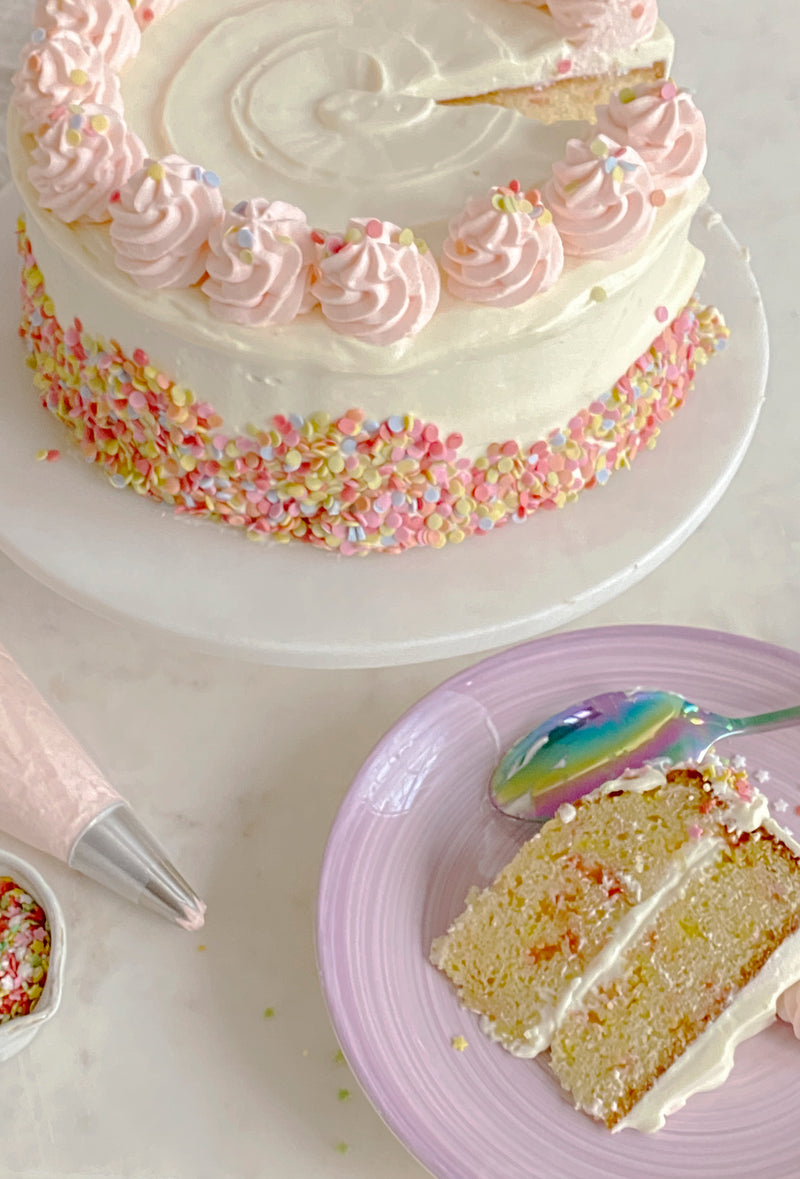 Tarta Cumpleaños – Mia Bakery